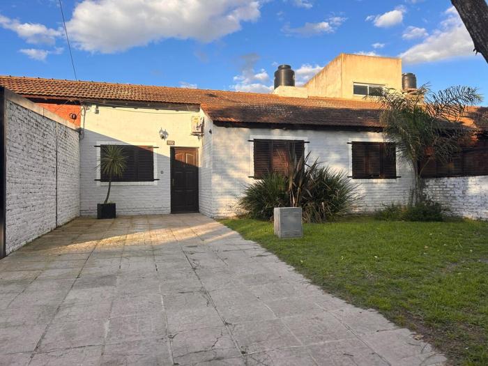 Casa Barrio Los Sauces