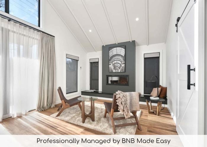 Woodward Links - Walk to CBD, Near Duntryleague