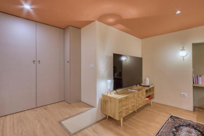 M1-M2 Modern loft just a stones throw from the metro