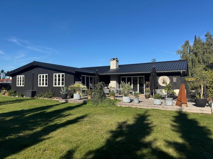 Lækkert sommerhus ved Marielyst strand