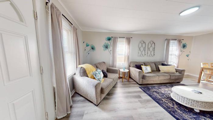 3 Bed 2 bath Pet Friendly in Historic Bates Hendricks