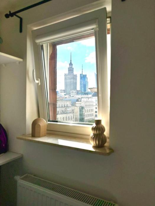 Central 1-Bedroom Apartment by Mazowiecka