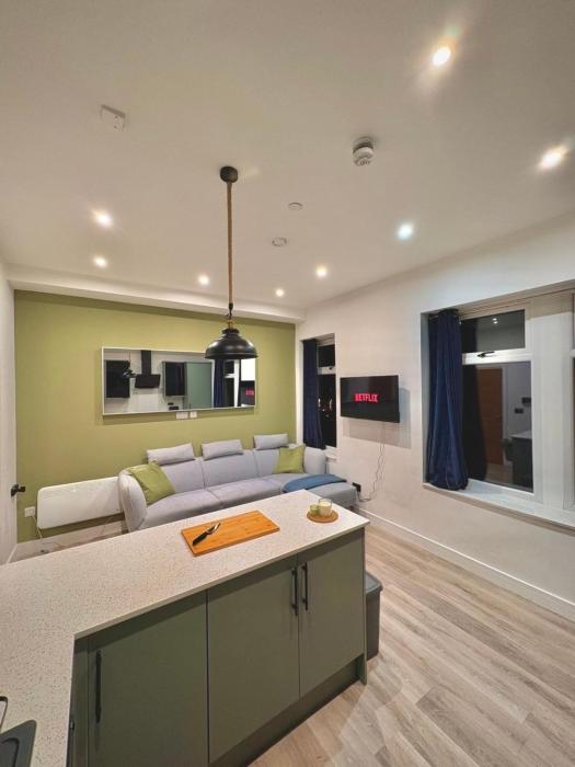 Cozy 2-Bed Near City & Uni