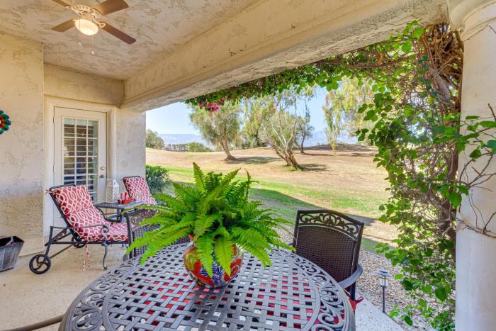 Golf Course View and Pool Access Palm Desert Condo