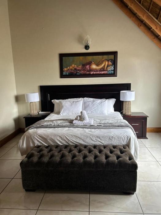 Daisy Accomodation and Spa 5 Bedprivate en-suite