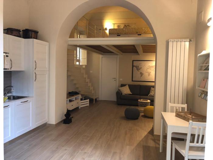 Casa Anna Lungarno Galilei Pisa