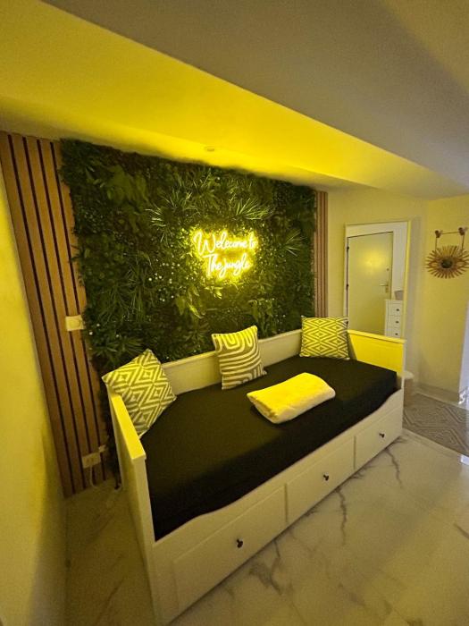 Jungle house,Arr autonome,Proche Aéroport & Gare