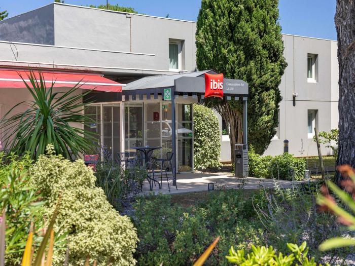 ibis Carcassonne Est la Cité