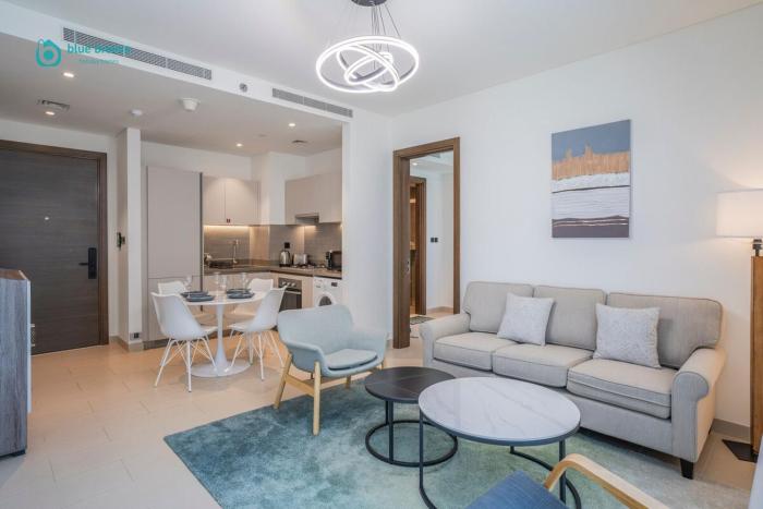 Blue Breeze - Luxury 2BR in Sobha Creek Vistas Near Downtown