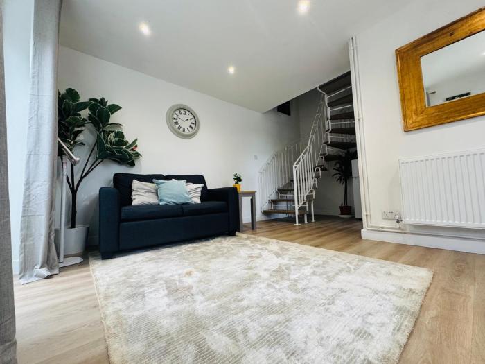 Modern 1 bedroom house