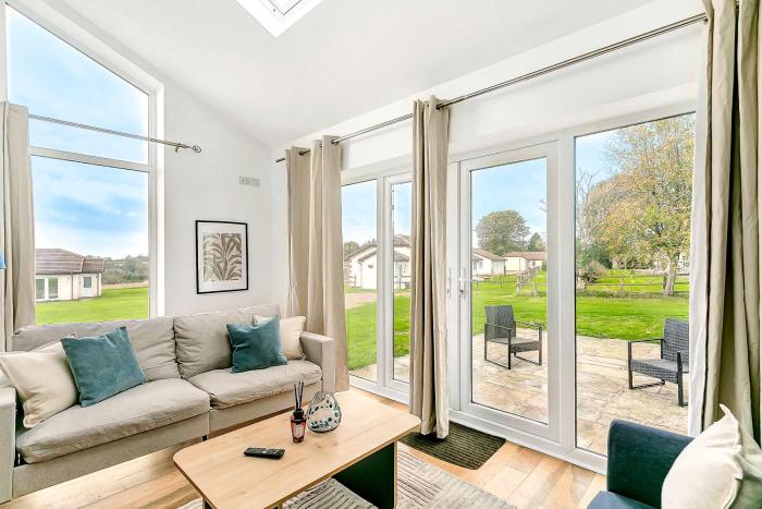 Bright & Modern 2BED Holiday Chalet nr Sidmouth
