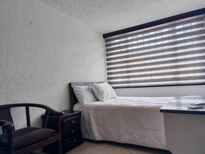 Habitación cerca Parque Simón Bolívar Aeropuerto Movistar Arena