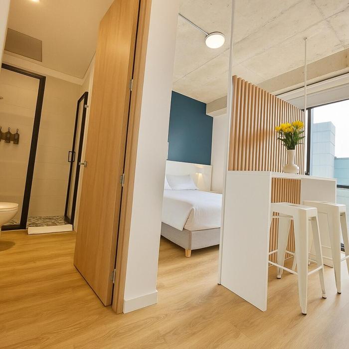 Contemporary Loft I Gym I Coworking Space