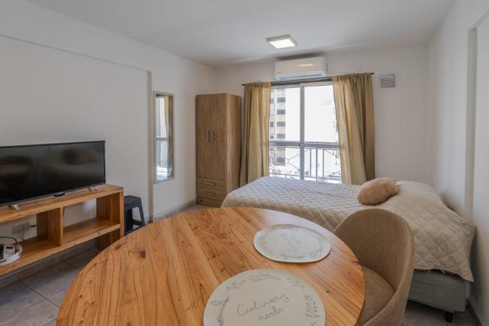 Colón 251 Monoambiente con Balcón