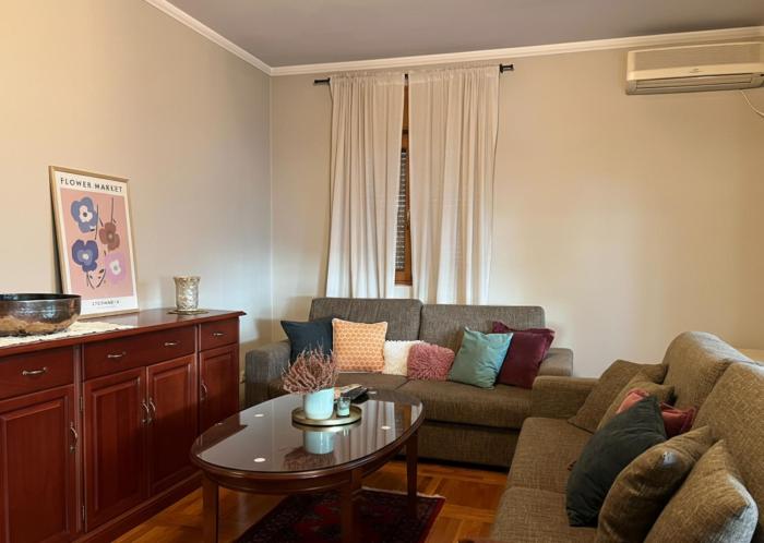 H Apartment