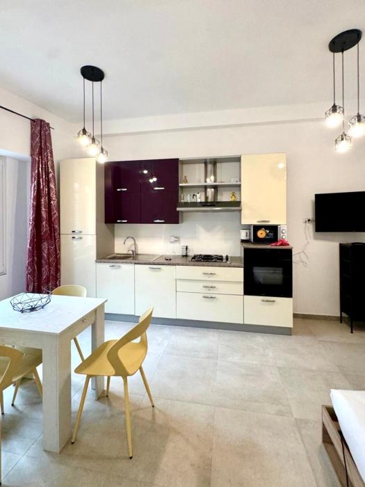 MILAN Senago Volta 15