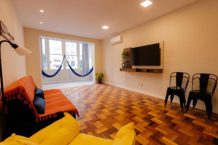 360 SUH Copacabana 136 Huge Apartament