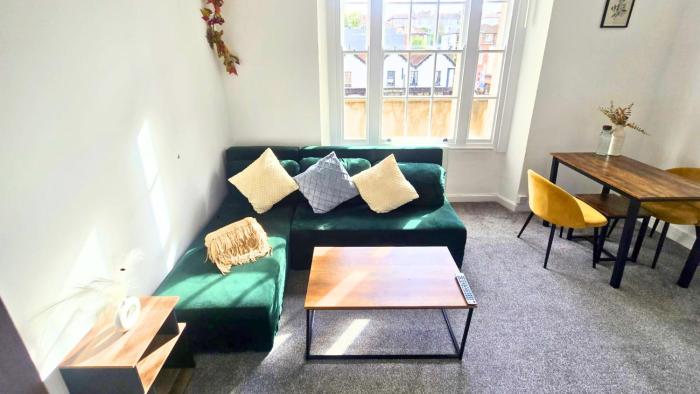 City Chic Stay in Bristol