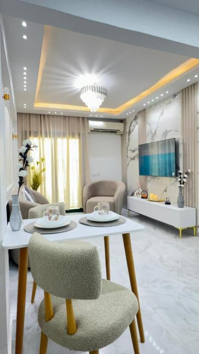 Апартаменты с дизайнерским ремонтом до моря 10минут с видом на горы и закат