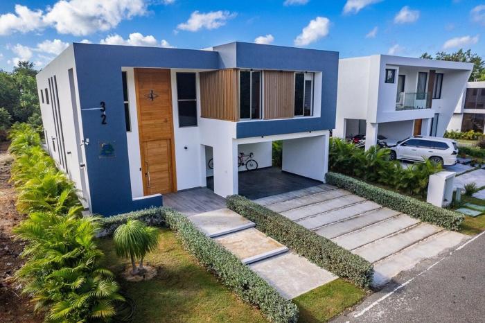 Great villa with pool table