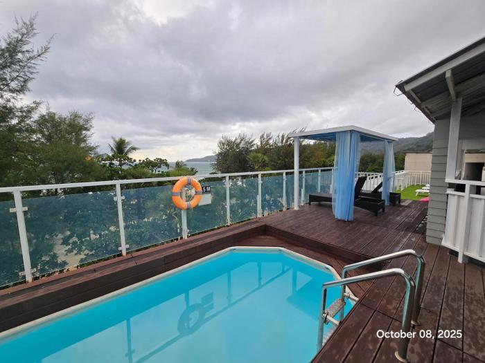 Modern Living Residence