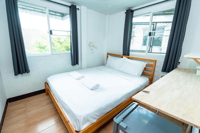 XX GO INN The Giant Swing โก อินน์ เสาชิงช้า