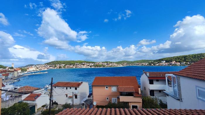 Apartmany Tisno Nikola