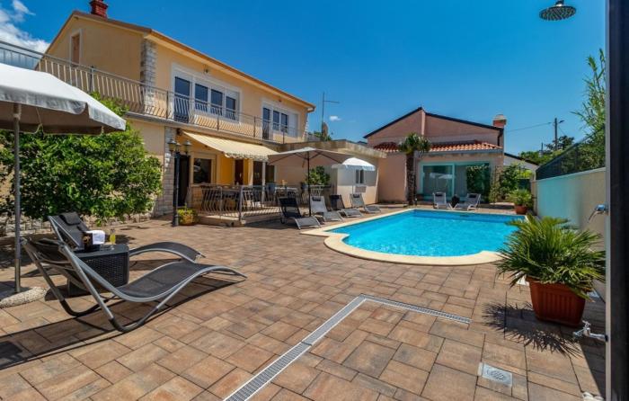 Villa Mary by Villas Guide