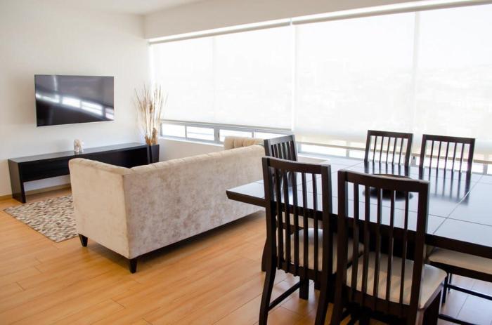 Capitalia Bright & Cozy Family Apt in Santa Fe