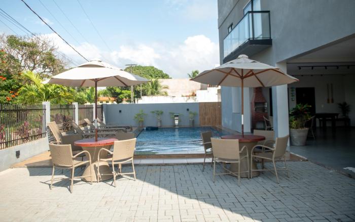 Apto com 2 suites a 100m do Japaratinga Resort