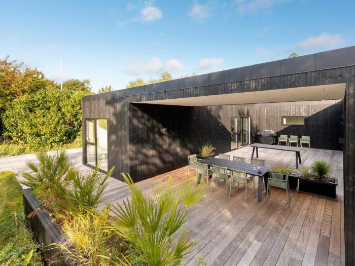 Holiday Home Hortense - 900m from the sea by Interhome