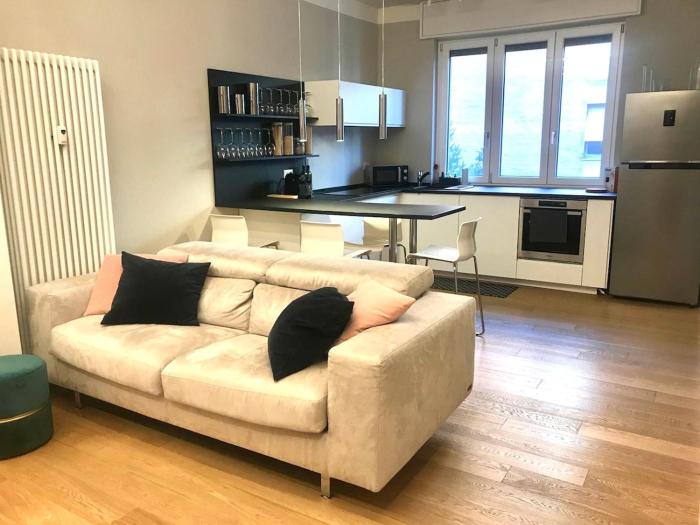 Modern Apartment in Milan - Garage included
