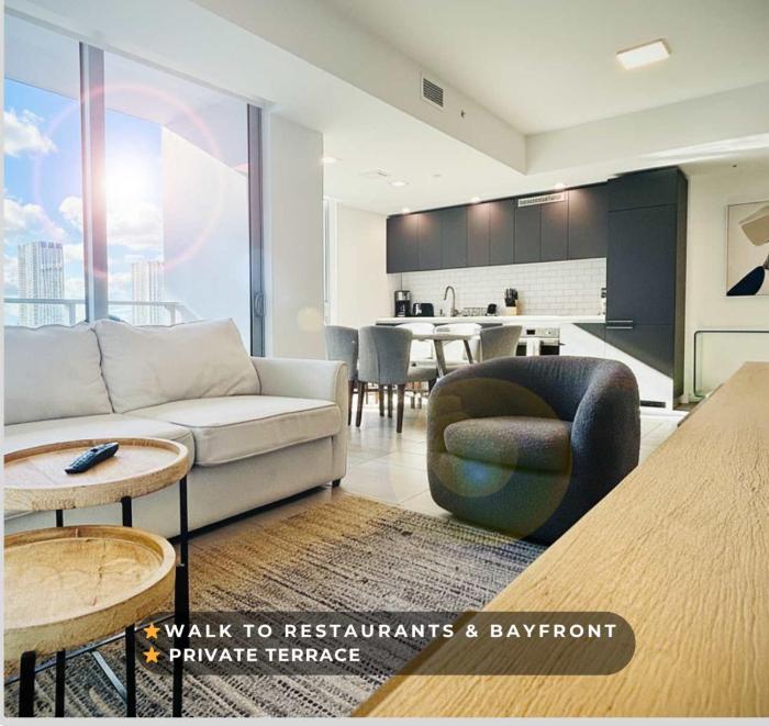 Rare Corner Unit Private Terrace & Sunset Views