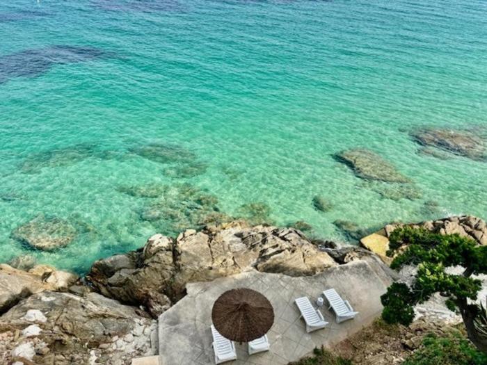 Appartement climatisé avec terrasse et plage privée - FR-1-816-5