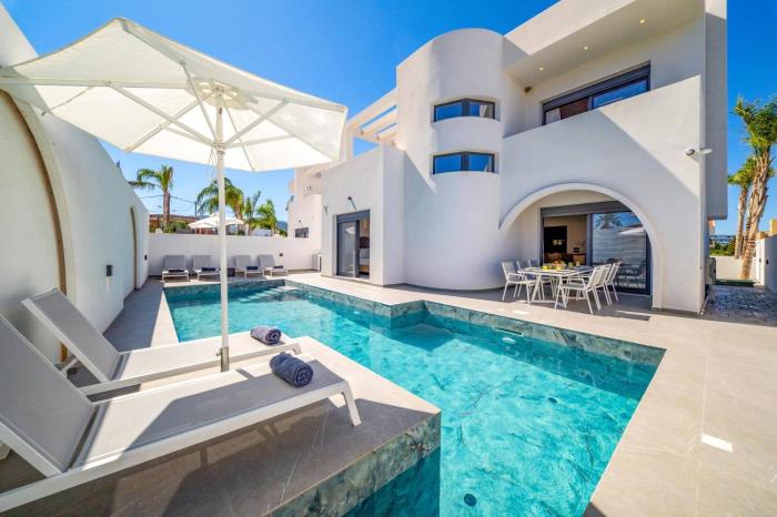 Villa Askim Evelia by Villa Plus