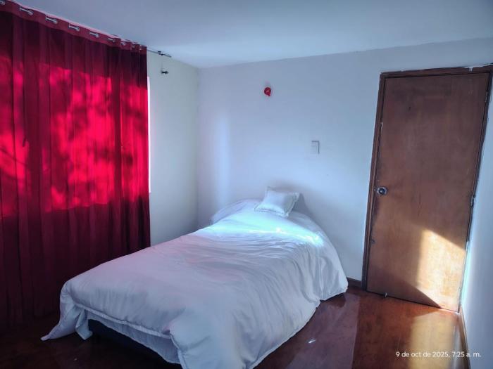 Habitación individual Para viajeros cerca al aeropuerto
