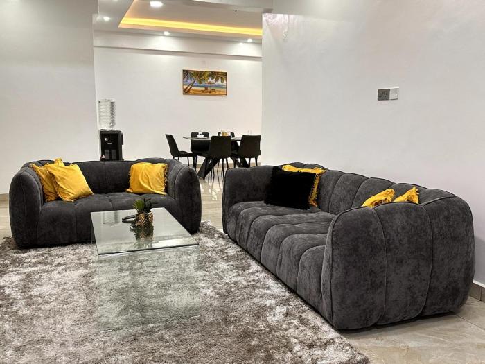 Modern 2-BR with Sea View Nyali