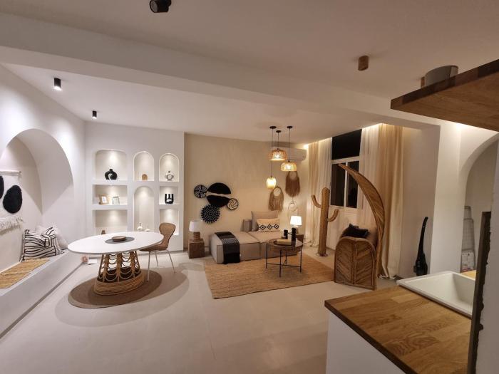 Bohemian & Moroccan Apartment Close to Airport & Medina