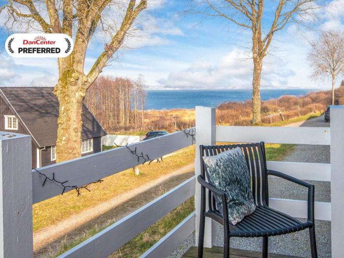 6 person holiday home in Aabenraa-By Traum