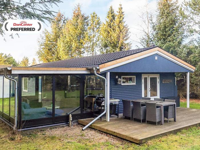 Secluded Lagoon Retreat in Hou-By Traum