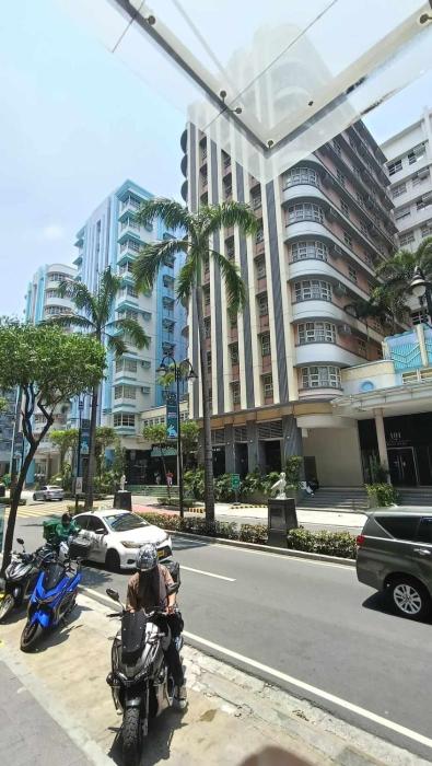 101 Newport Boulevard near NAIA Terminal 3