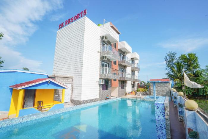 TN RESORTS