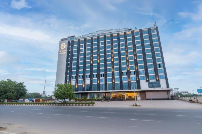 FabHotel Anukampa With Swimming Pool