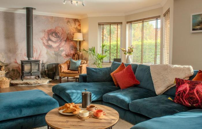 18 Dalfaber Park- with hot tub in Aviemore