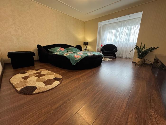 One-Bedroom Apartment in the center