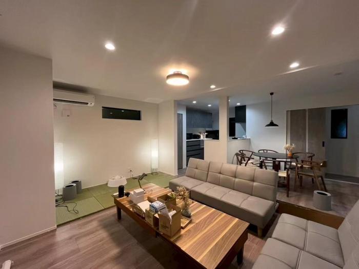 Renovated 87sqm Tokyo House, 8min walk to Station, 5min to Kinshicho&12min to Akihabara