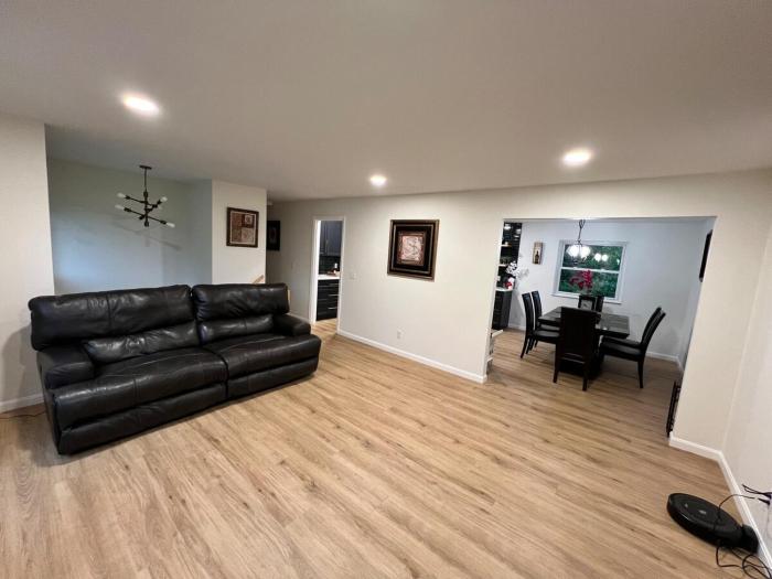 Gorgeous Timberwood 3bedr 3bath with basement 4 beds