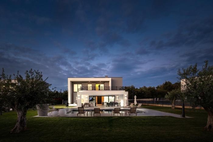 New! Luxury Villa Elara - 50 m2 hetated pool