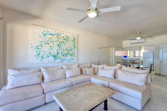 Beachfront Condo at Casa del Mar