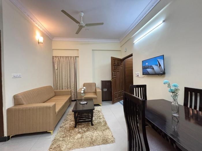 OXEMATE Service Apartment